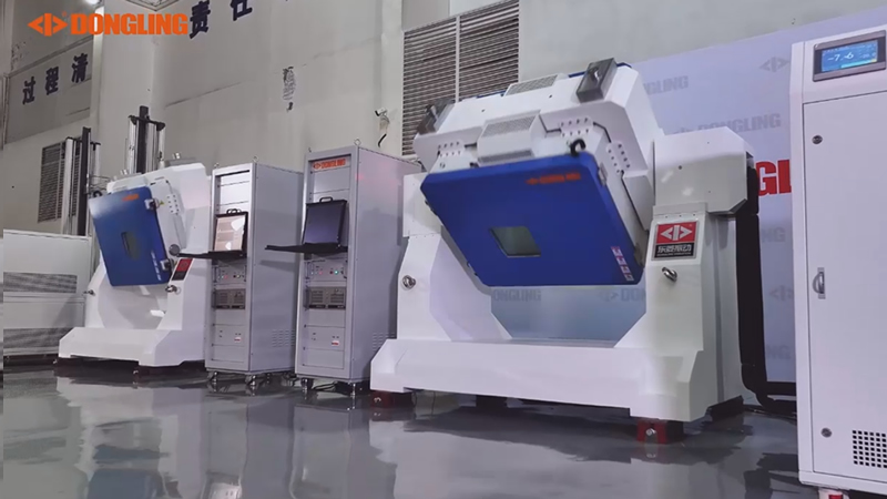 2ER60-700  طاولة تموضع ذات محورين مع غرفة تحكم في درجة الحرارة